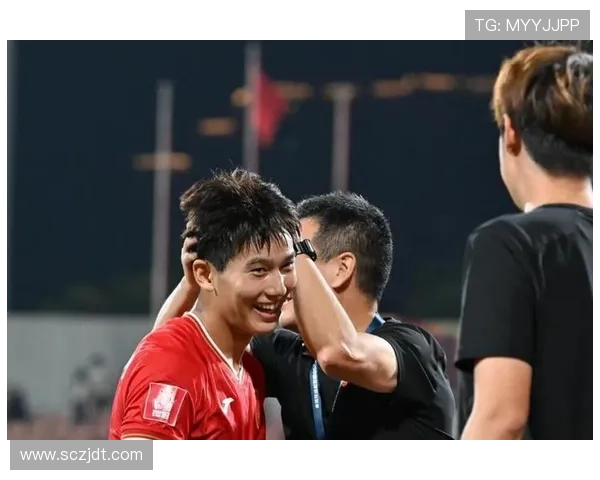 向余望:上下半场判若遗憾未胜 向余望:上下半场判若遗憾未胜